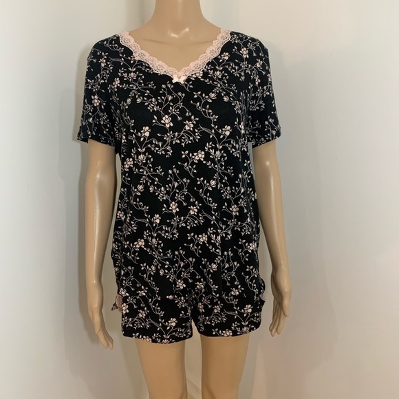 New Womens Rene Rofe 2 PC Black Floral Pajama Set - Picture 1 of 14